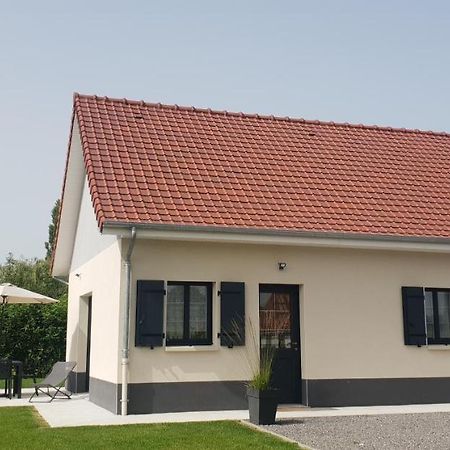 Gites Les Mondaines - Les Hirondelles Favieres  Экстерьер фото